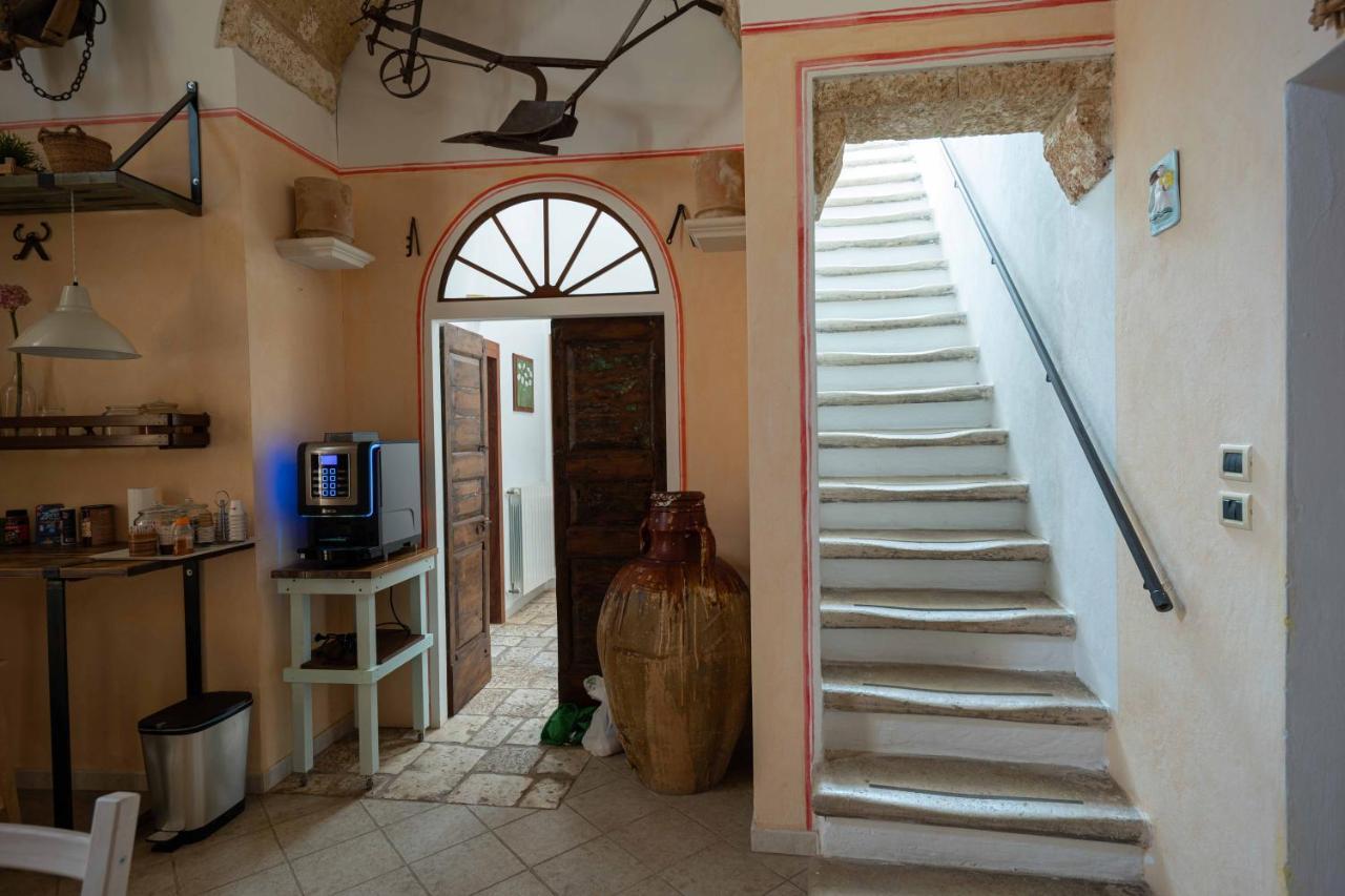 B&B Palazzo La Traja Gagliano del Capo Εξωτερικό φωτογραφία